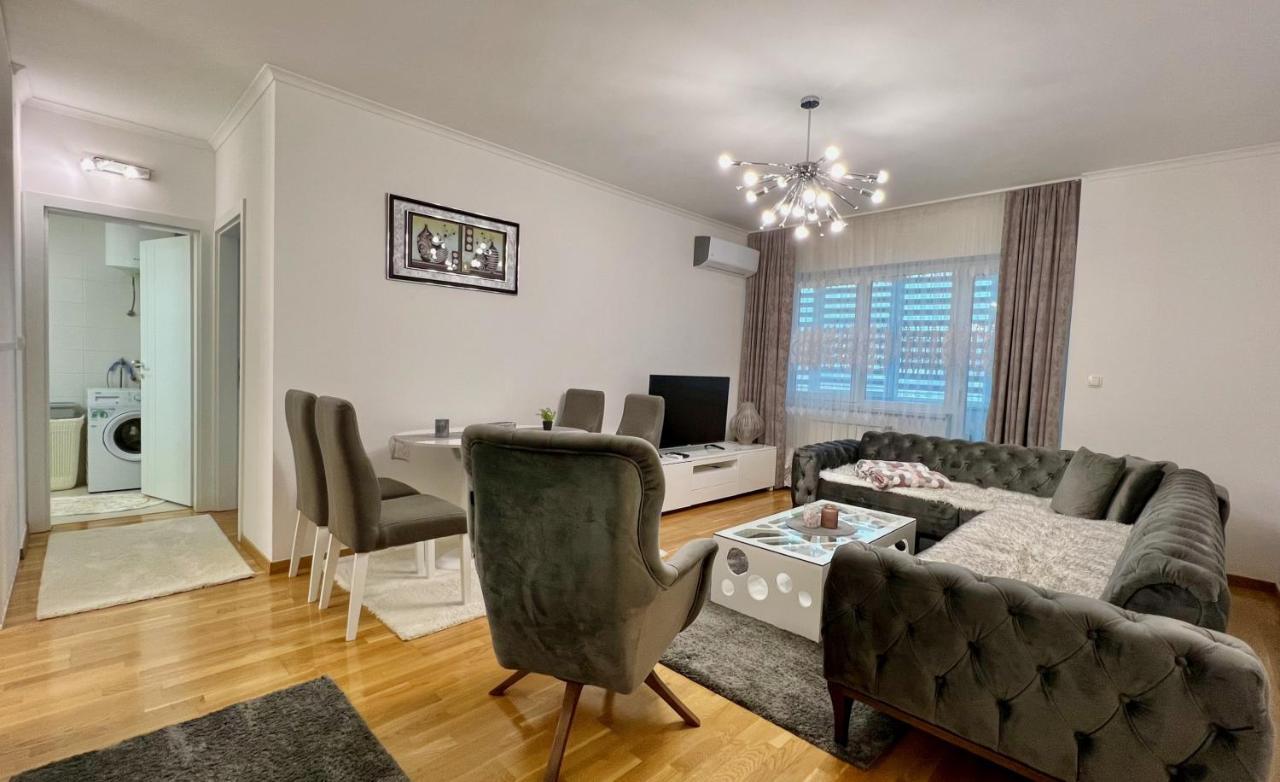 טוזלה Apartman Nejra מראה חיצוני תמונה