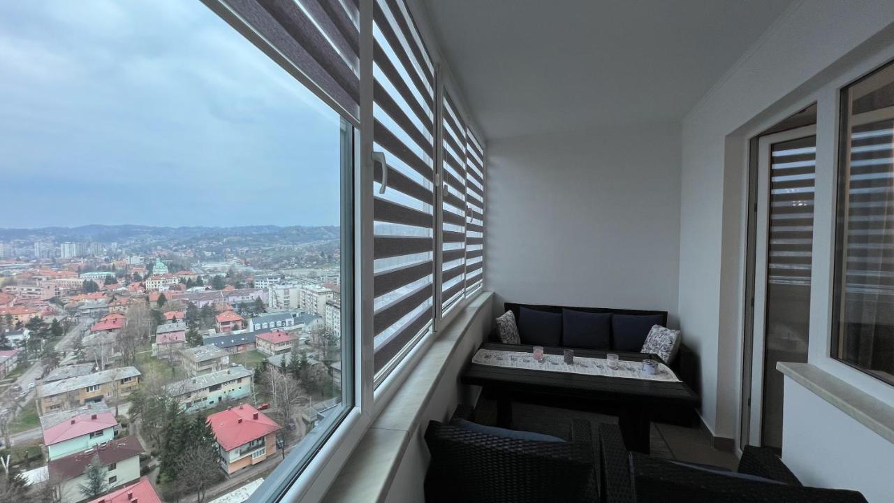 טוזלה Apartman Nejra מראה חיצוני תמונה