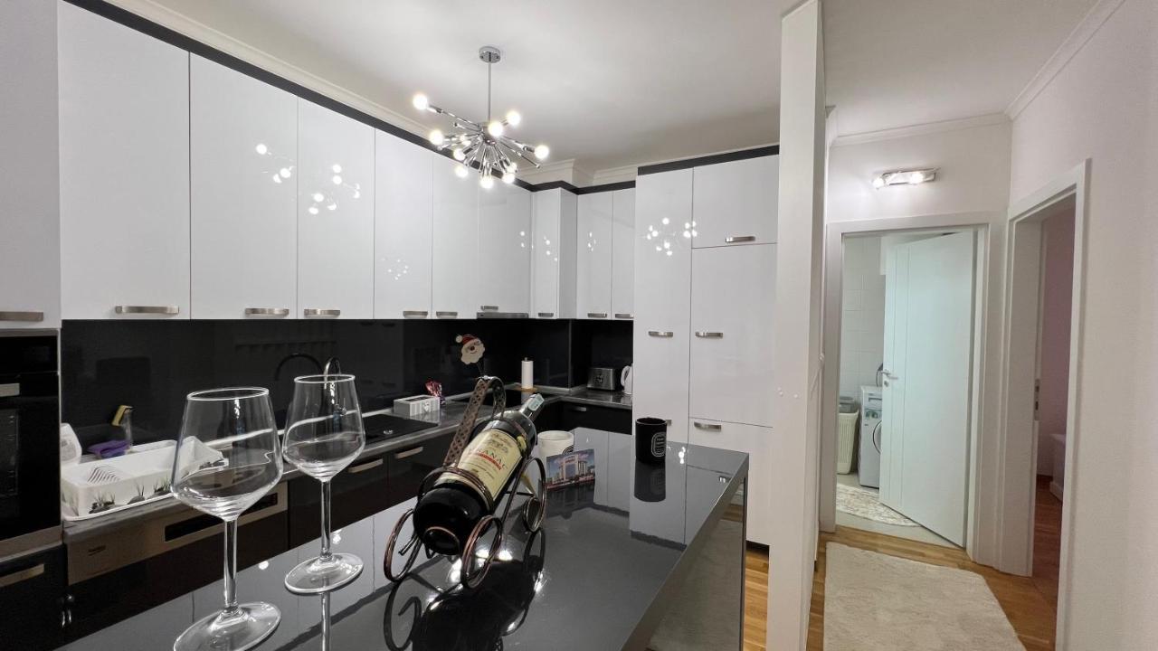 טוזלה Apartman Nejra מראה חיצוני תמונה